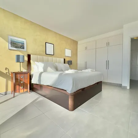 Skyline Bel Air *