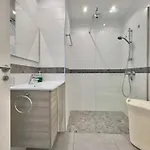 Skyline Bel Air Apartman *