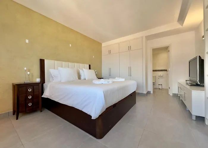 Skyline Bel Air * פוארטו דה לה קרוז